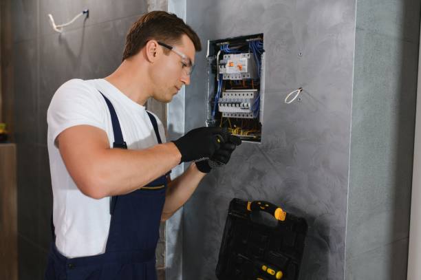 Best Emergency Electrical Repair  in Saginaw, MI